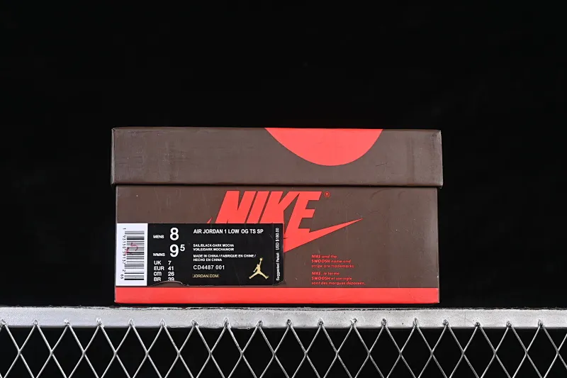 All categories Air Jordan Jordan series basketball shoes Air Jordan 1 High Travis Scott x Air Jordan 1 High OG AJ1 anti-hook high-top basketball shoes CD4487-001